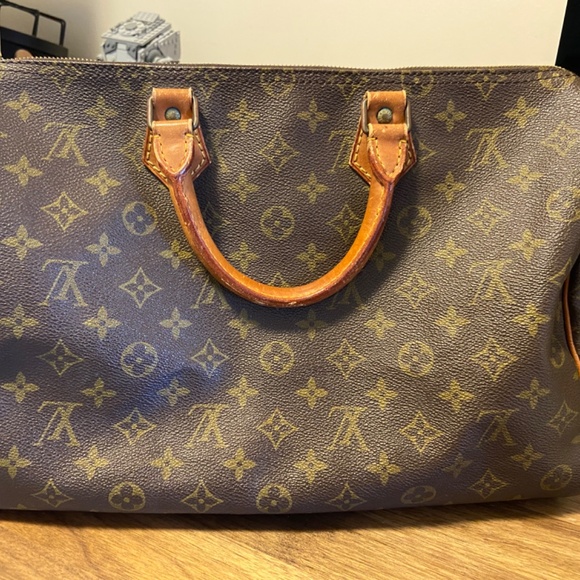 Louis Vuitton speedy 35 ($750 private) - Picture 11 of 11